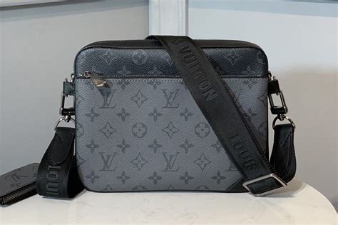 louis vuitton men bag fake